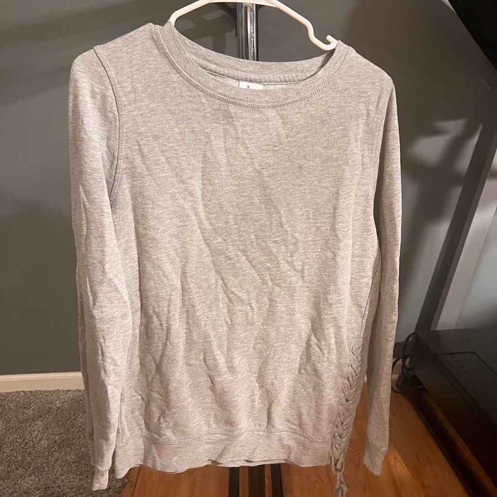 Basic Gray Crew With Braid On Side